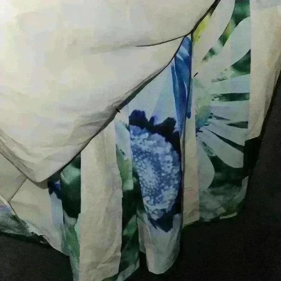 CeCe Womans Romper Size 10 - Picture 5 of 14